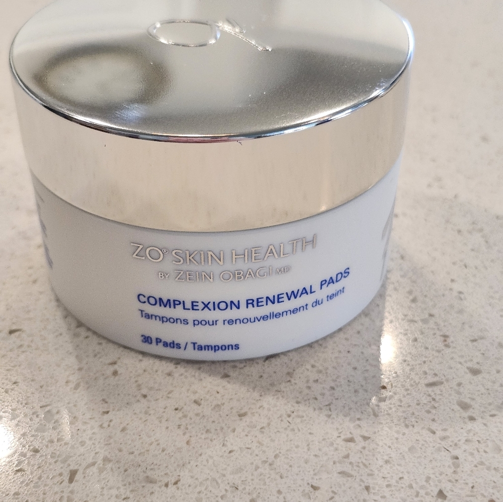 NEW ZO Complexion Pads